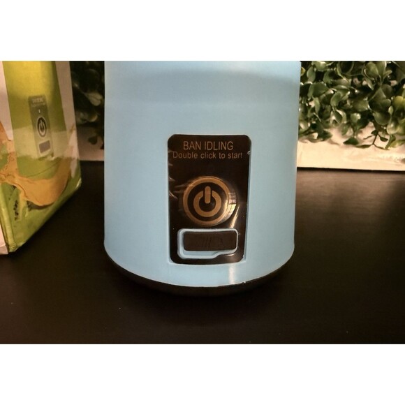 Portable mini Rechargeable Personal Juicer Blender Travel Cup NEW— BLUE 13 OZ - Picture 5 of 7